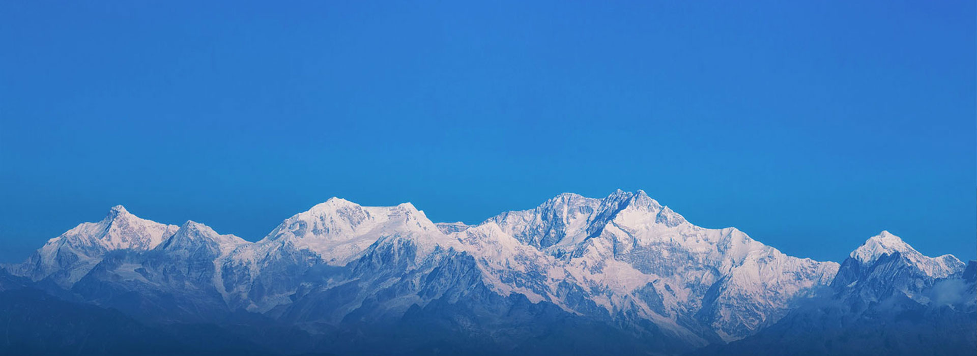 Land Rover Escape: Peaks & Valleys